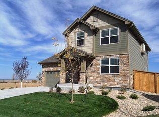 25621 E 5th Pl, Aurora, CO 80018
