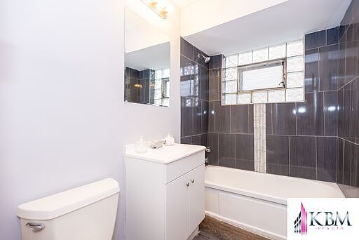 2nd image of 8141 S Ingleside Ave APT 1E