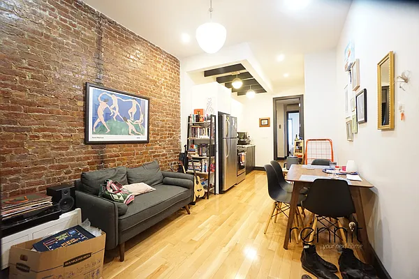 Rented by Rennit Inc. | media 2