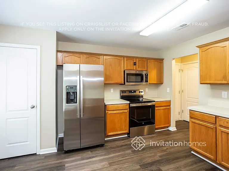109 Newport Dr — Photo 9