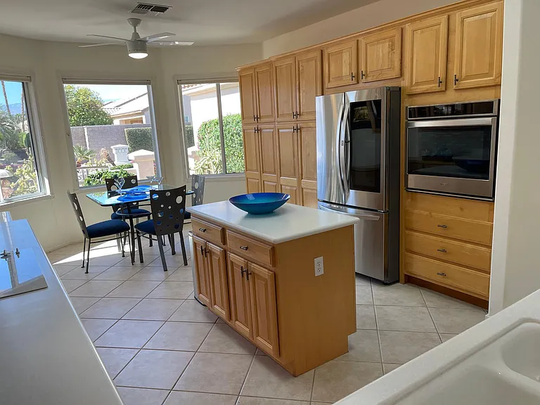 Rosemont Dr — Photo 7