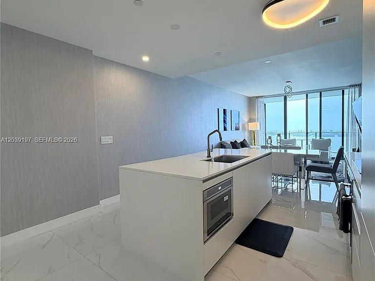 711 NE 23rd Ter #5304B — Photo 20