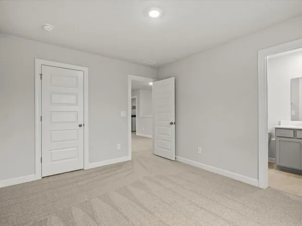 105 Blooming Meadow Rd, Piedmont, SC 29673