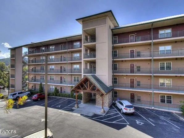 410 Big Bear Way #2005, Pigeon Forge, TN 37863