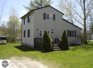 4883 Onawa Dr, Hale, MI 48739