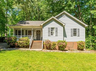 3800 E Autumn Dr, North Dinwiddie, VA 23803