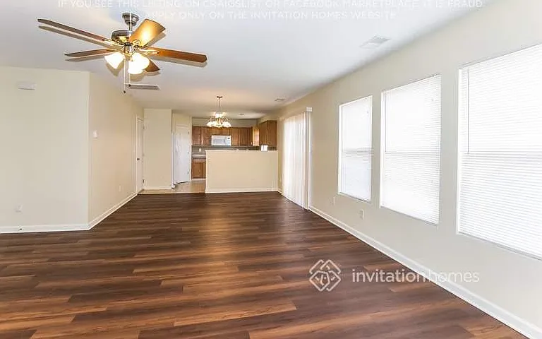 1536 April Knoll Ct — Photo 9