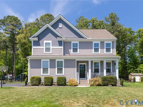 10146 Cameron Ridge Dr, Ashland, VA 23005