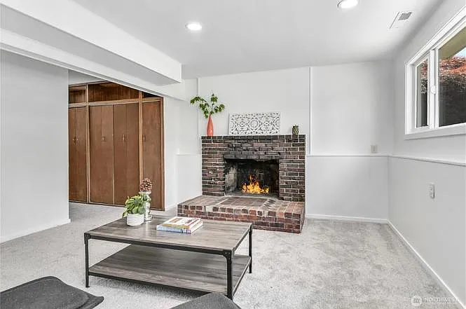 11423 38th Dr SE — Photo 17