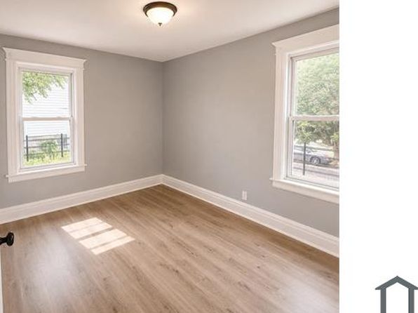 170 Linden Ave Floor 1