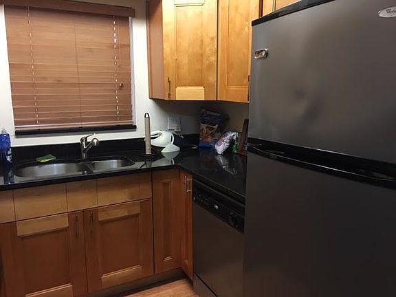 2nd image of 639 NE 10th Ave APT 103