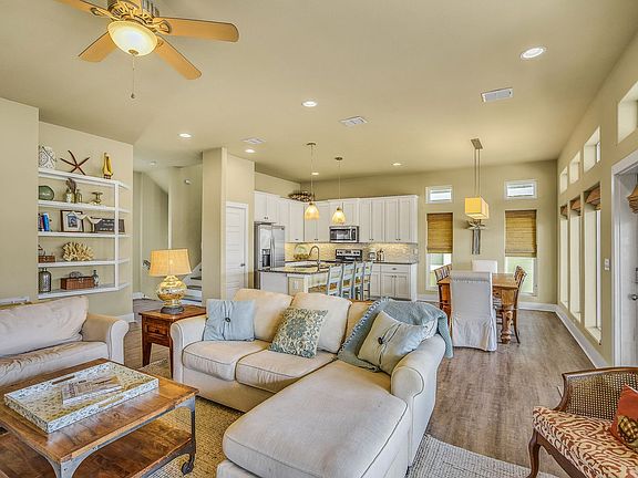 2nd image of 826 Parkplace #Id1246934p
