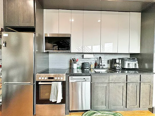 Rented by Doorway NYC, LLC | media 12