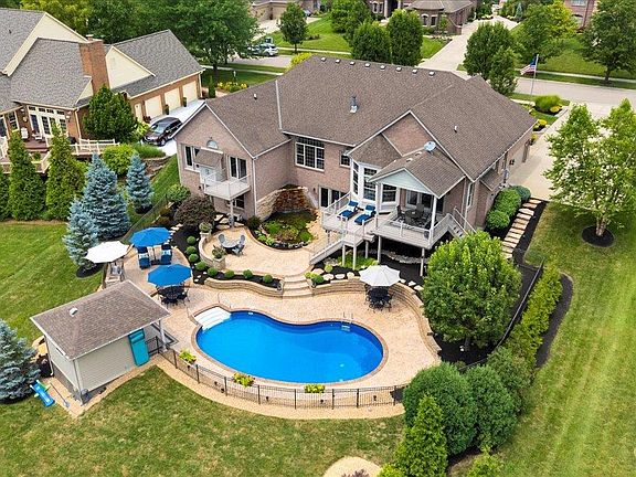 2nd image of 6796 Southampton Ln