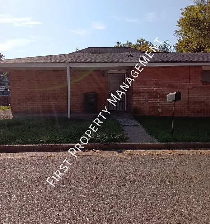 1700 Wilson St #A