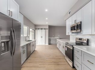 1226 W Seascape Dr, Gilbert, AZ 85233