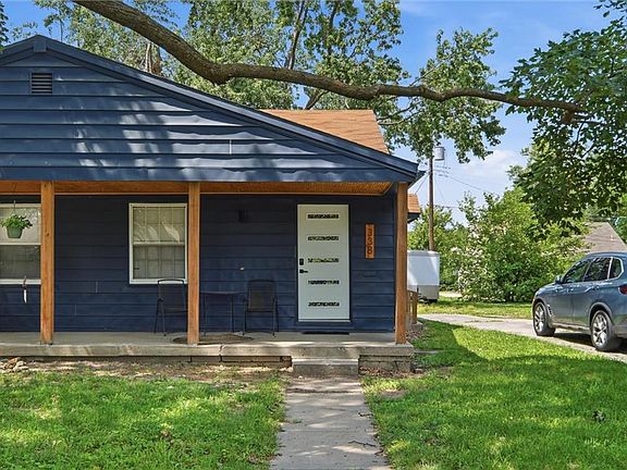 4th image of 338 E 27th Ave