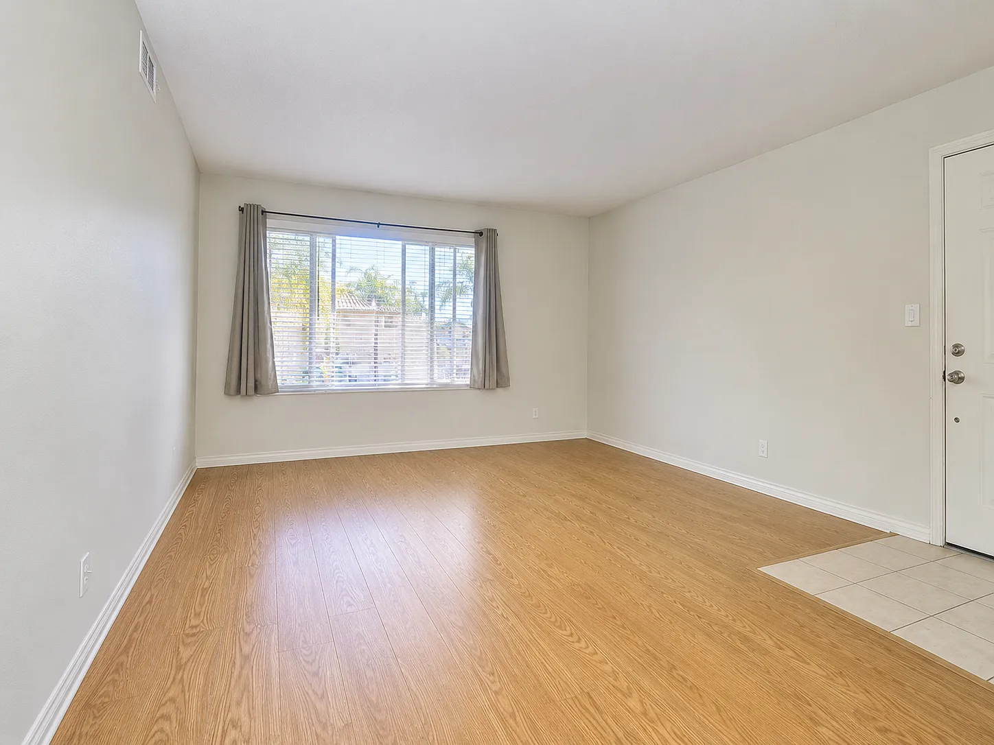 1 bed, 564 sqft, $2,100 — Photo 4