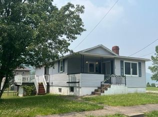 1103 W Baltimore St, McMechen, WV 26040