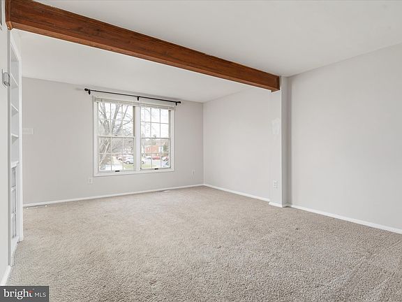 3rd image of 10323 Granite Creek Ln