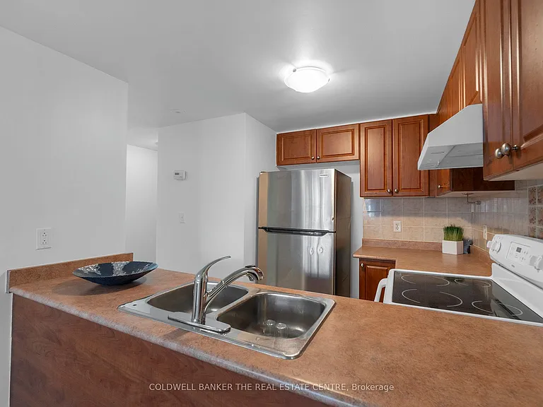 3047 Finch Ave W #2057 — Photo 11