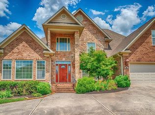 2006 Legacy Ln, Maryville, TN 37803
