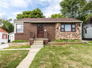 1421 Clinton Ave, Des Moines, IA 50313