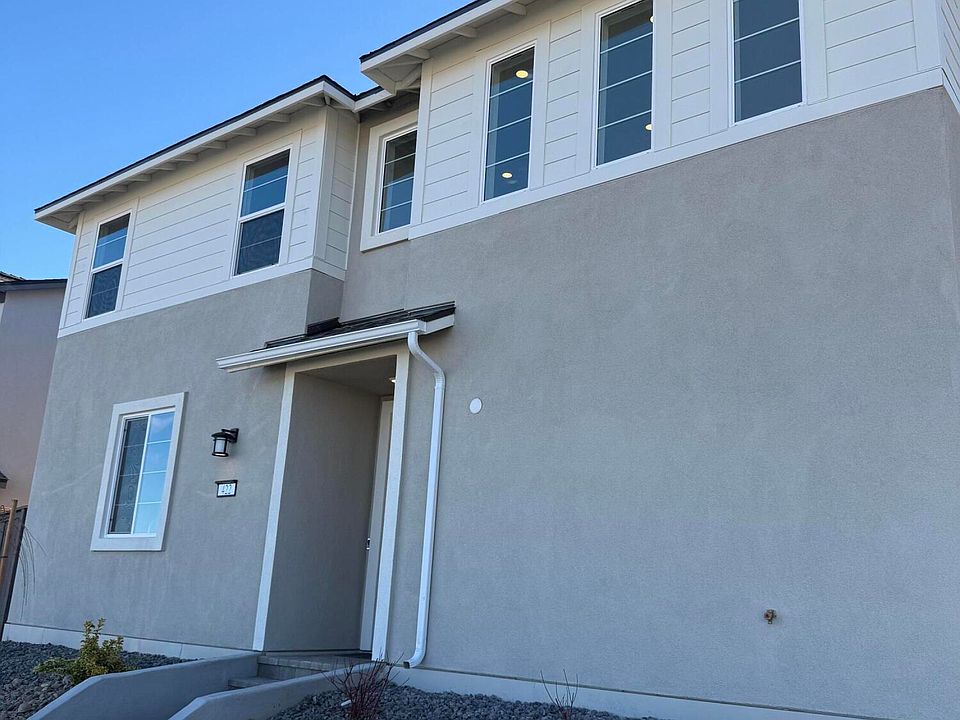 2nd image of 422 Prosecco Way