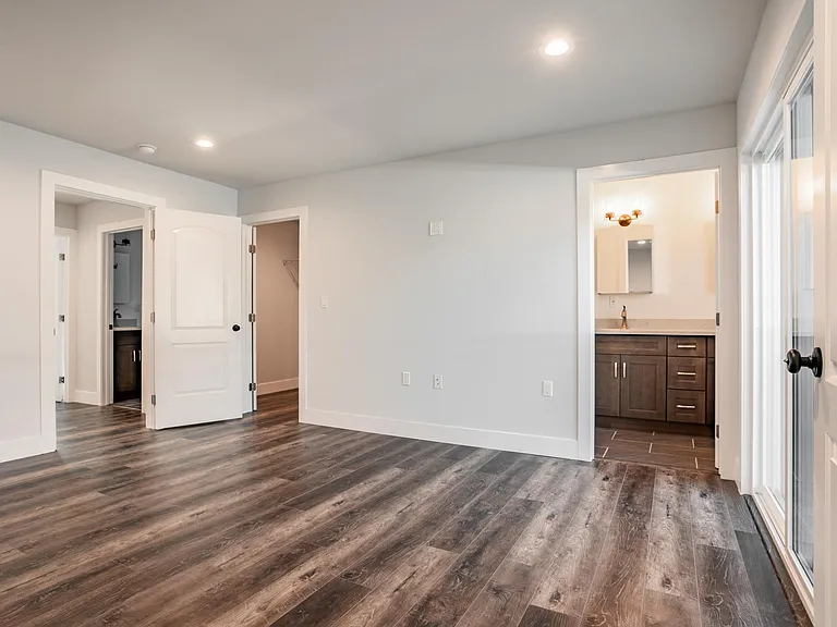 7119 S La Cienega Blvd — Photo 16