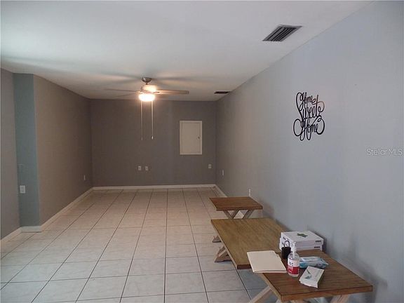 4th image of 1610 Crystalview Trl
