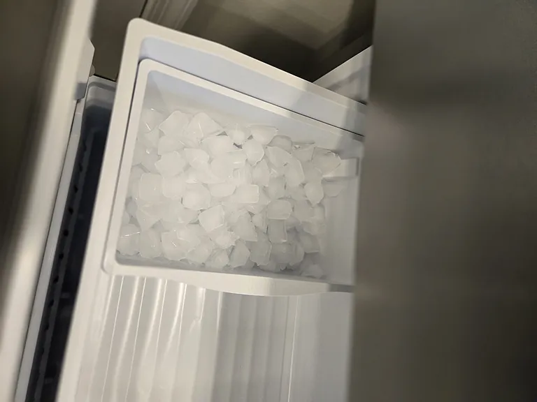 ice maker