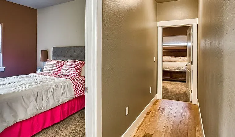 1061 Compton Way — Photo 8