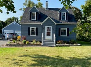 230 Main Rd N, Hampden, ME 04444