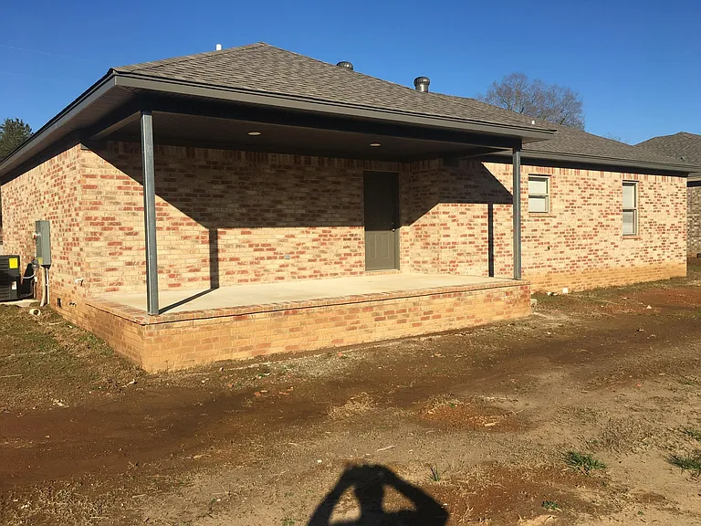 6025 Noble Rd — Photo 18