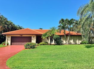 52 River Dr, Tequesta, FL 33469