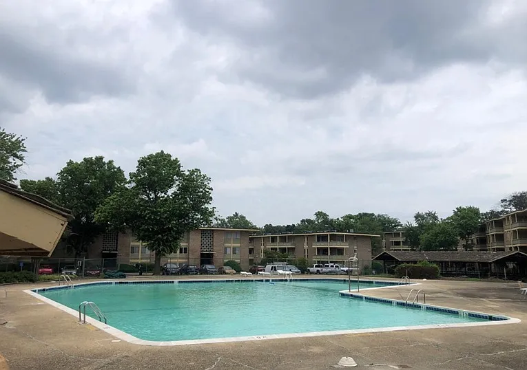 7172 Donnell Pl — Photo 3