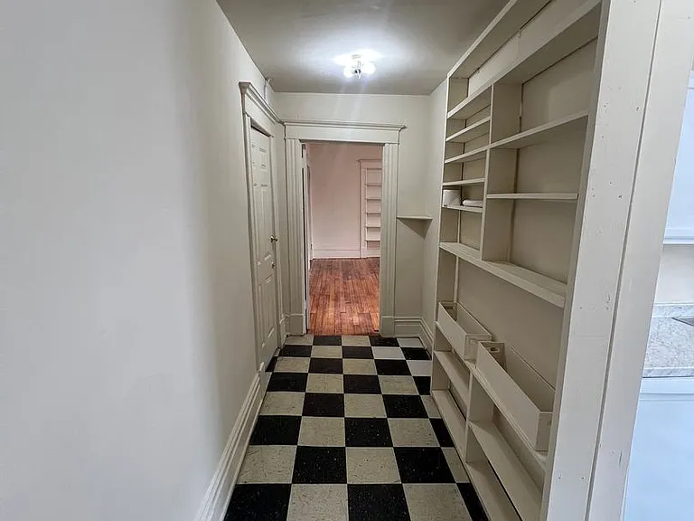 2601 Park Avenue — Photo 7