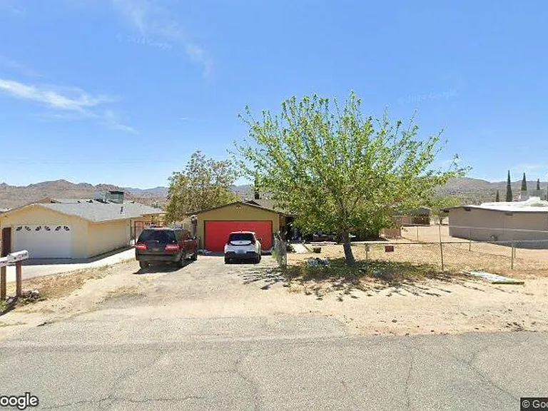 61721 Oleander Dr — Photo 1