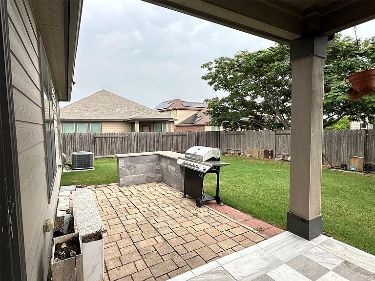 1248 Hyde Park Dr — Photo 25