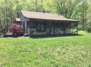 5391 W Pine St, Mount Airy, NC 27030