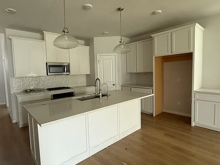 7208 Silent Mill Rd — Photo 3
