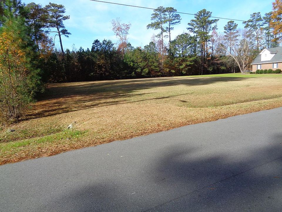 1st image of 143 Forest Dr