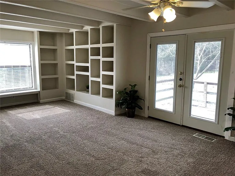 307 S Mustang Ave — Photo 22