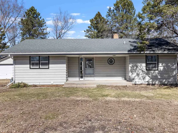 303 Gold River Ave, Rockford, IL 61102