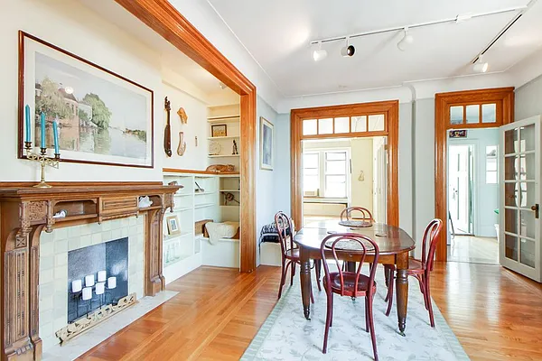 Sold by LG Fairmont Group | media 1