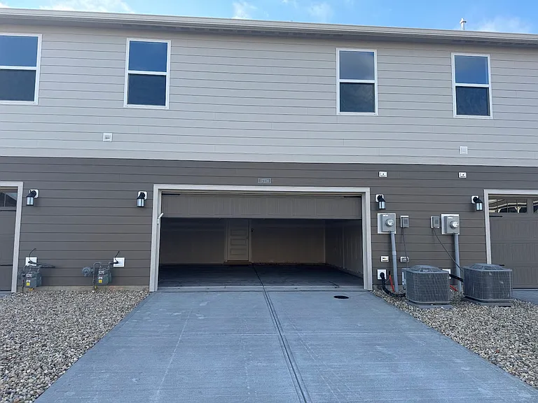 17314 Wellburn Dr — Photo 49