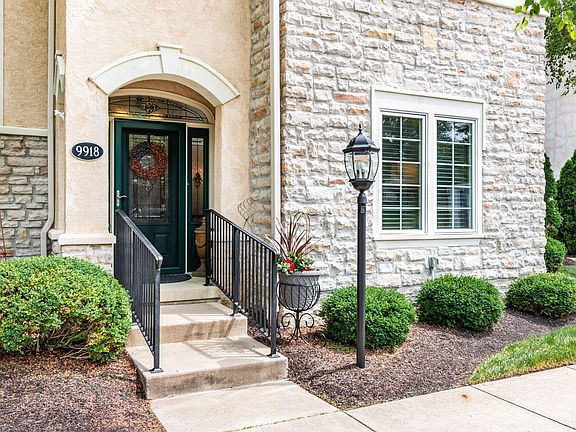 3rd image of 9918 Kingston Cir