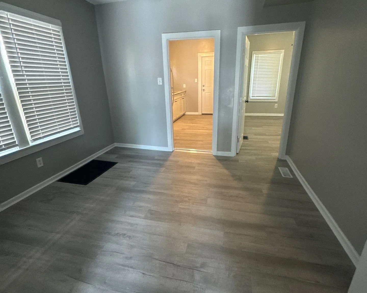 1 bed, $900 — Photo 4
