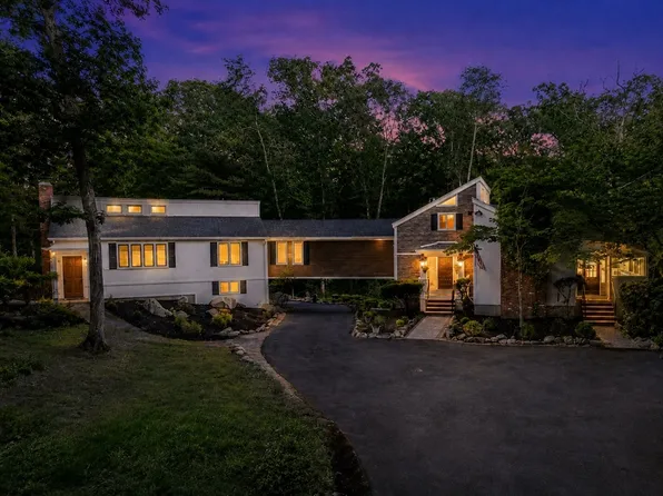 185 Ash St, West Newbury, MA 01985