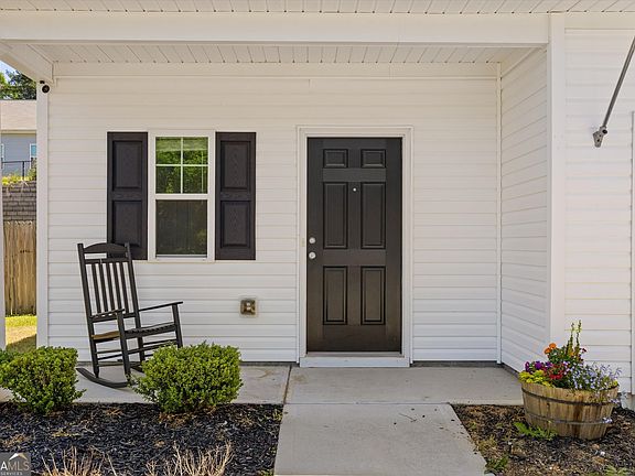 4th image of 637 Collington Cir